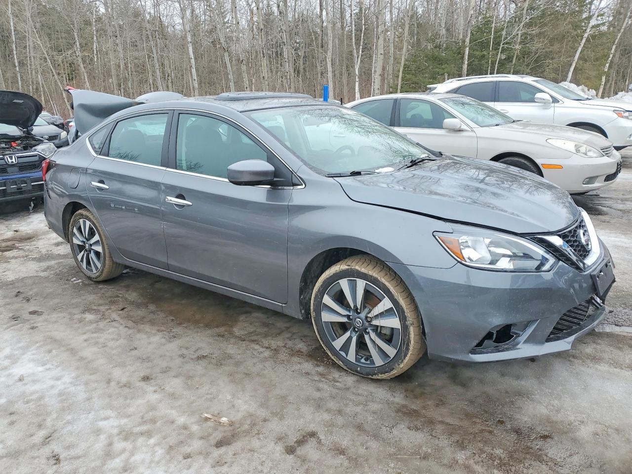 2019 Nissan Sentra Sv - zdjęcie 4