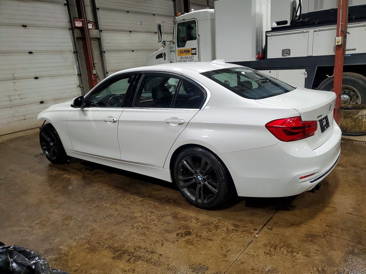 BMW Seria 3 - zdjęcie 2