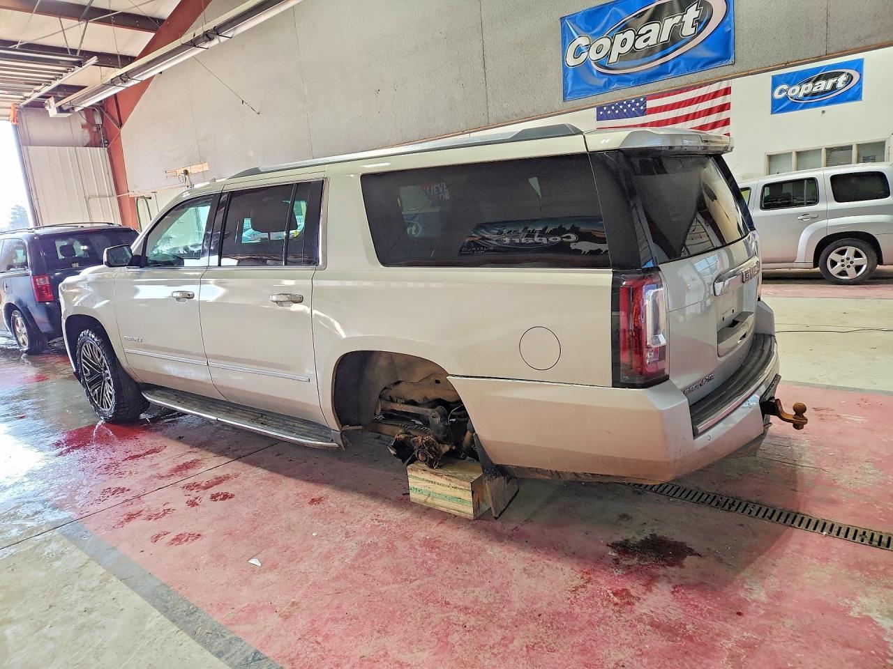 2015 GMC Yukon Xl Denali - zdjęcie 2