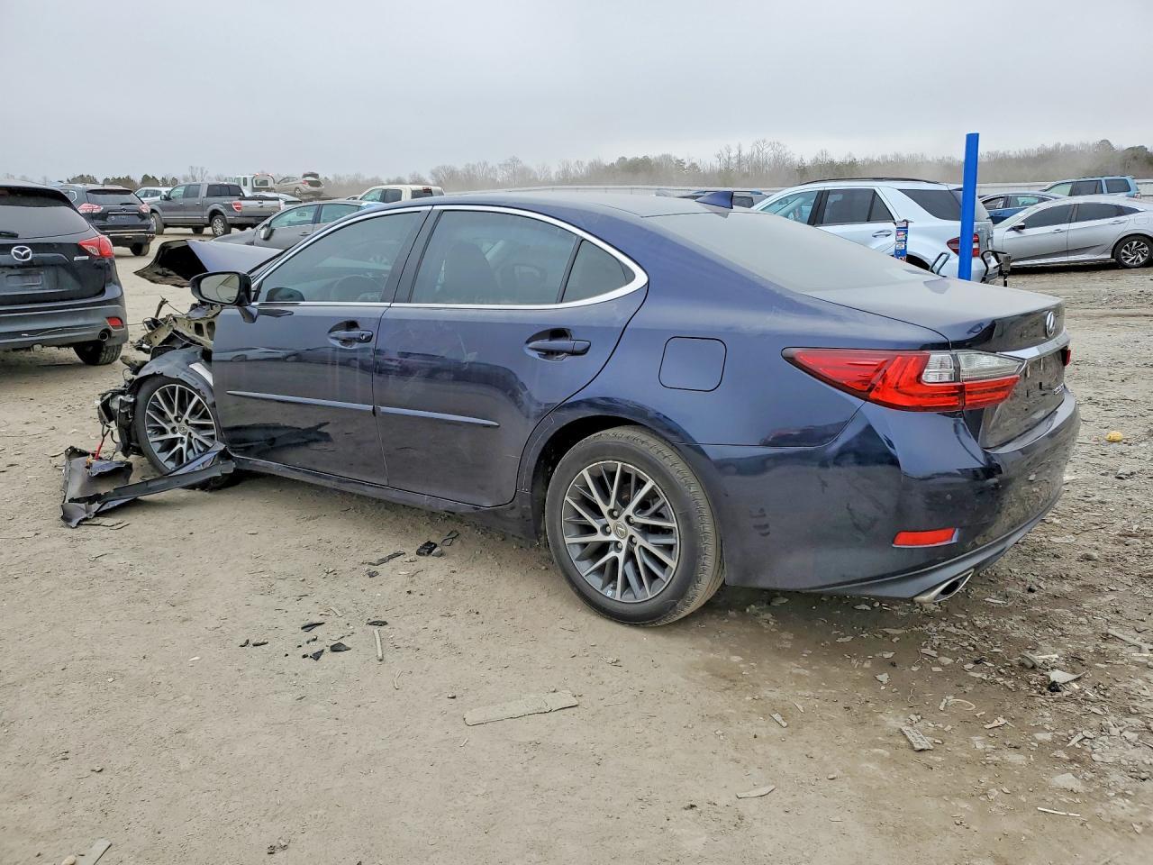 2017 Lexus Es 350 Base - zdjęcie 2