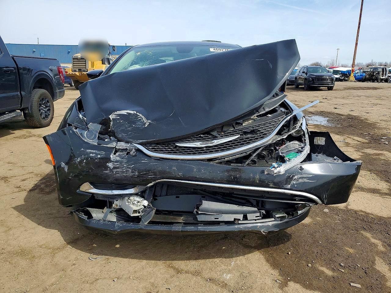 2015 Chrysler 200 Limited - zdjęcie 5