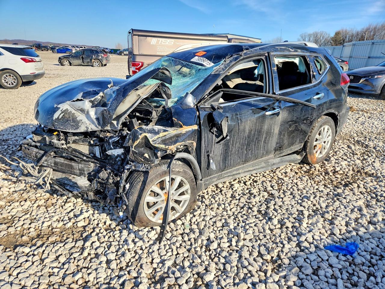 2018 Nissan Rogue Sv - zdjęcie główne