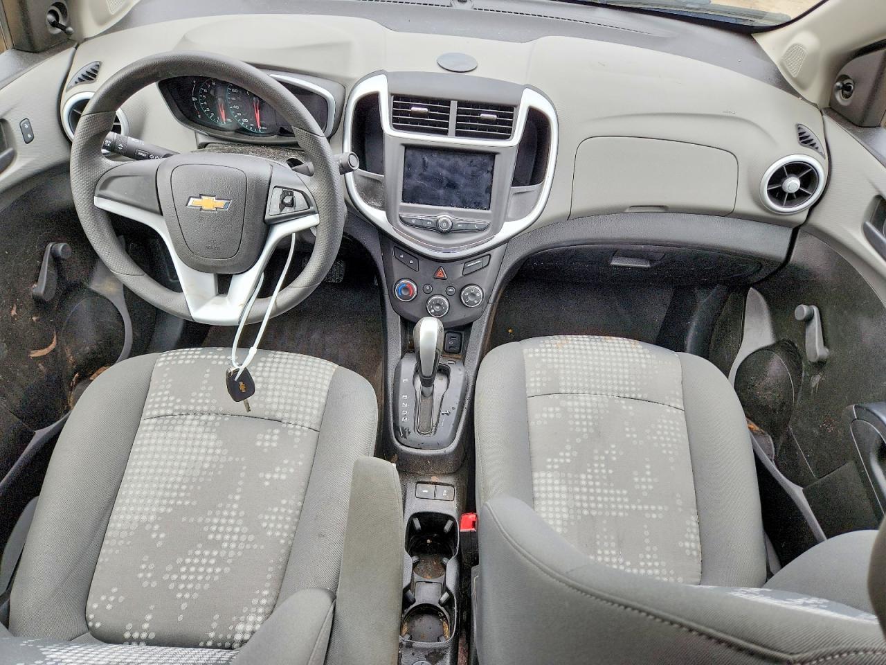 2019 Chevrolet Sonic Ls - zdjęcie 8