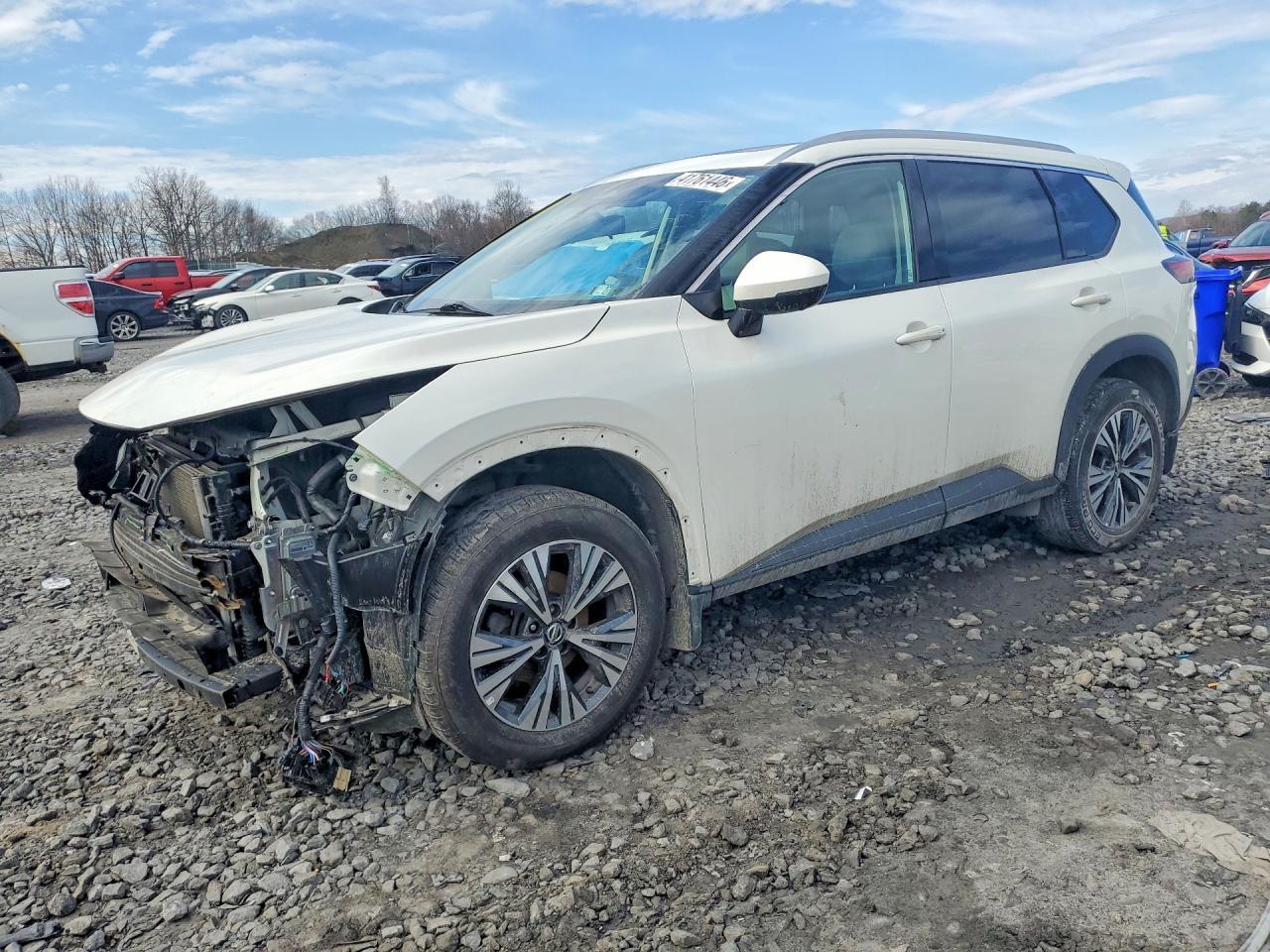2021 Nissan Rogue Sv - zdjęcie główne
