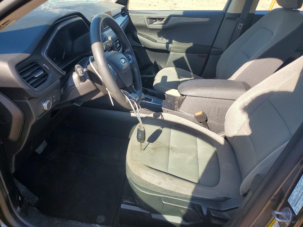 2020 Ford Escape S - zdjęcie 7