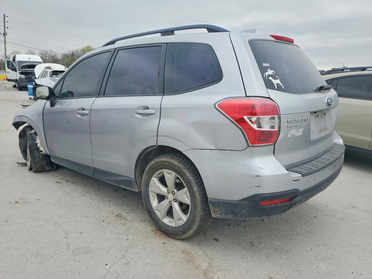 2016 Subaru Forester 2.5I - zdjęcie 2