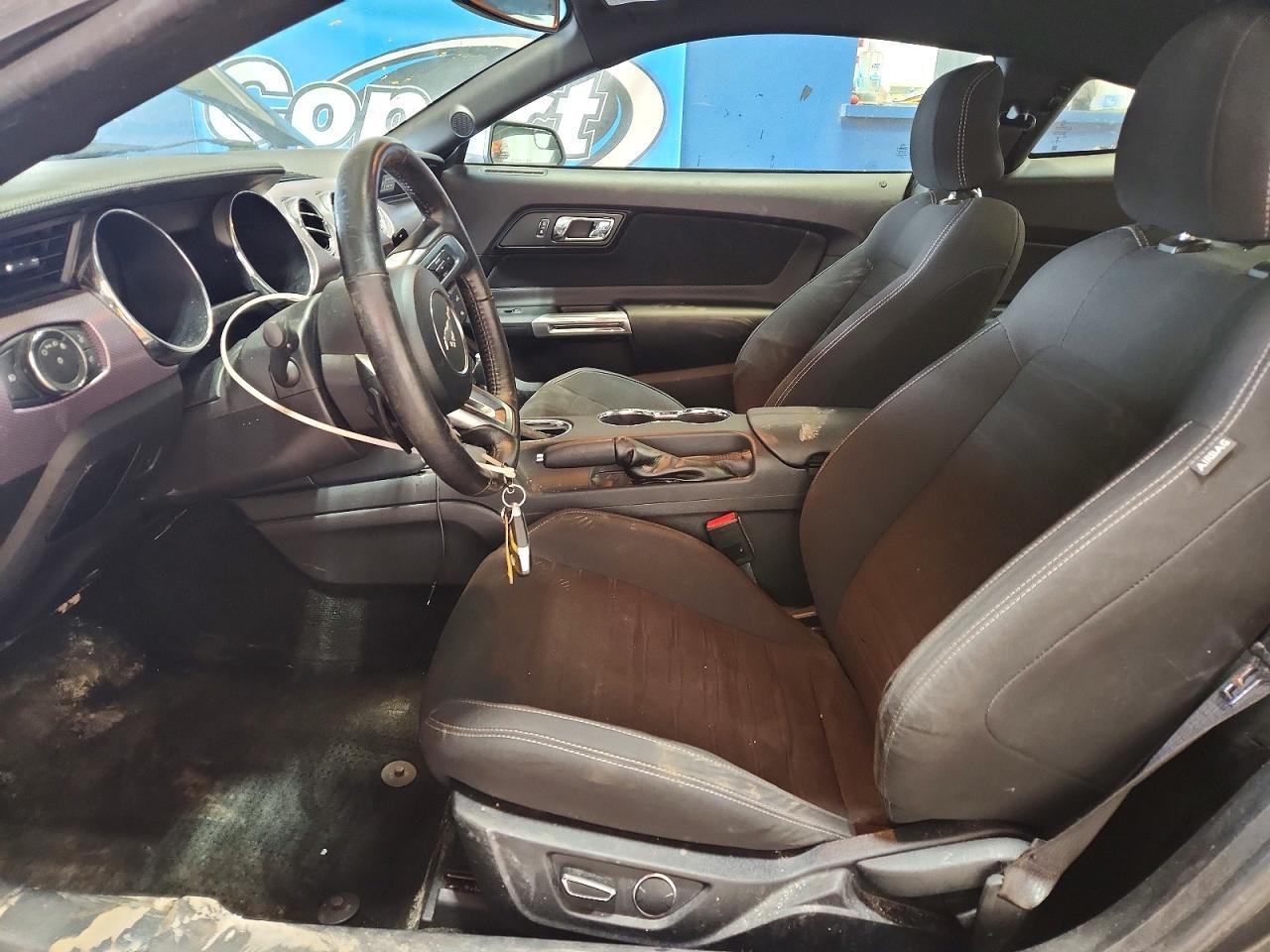 2017 Ford Mustang - zdjęcie 7