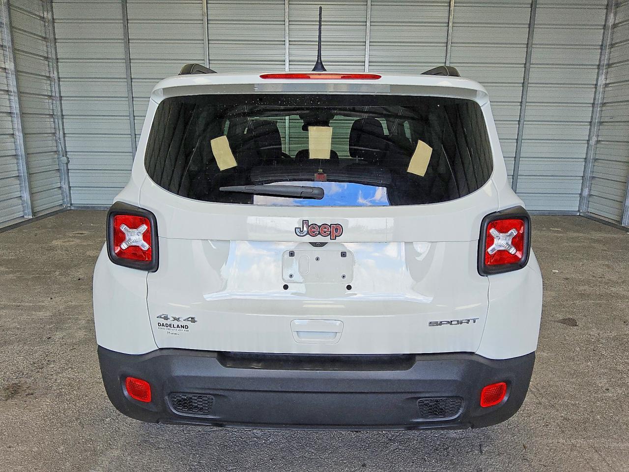 2022 Jeep Renegade Sport - zdjęcie 6
