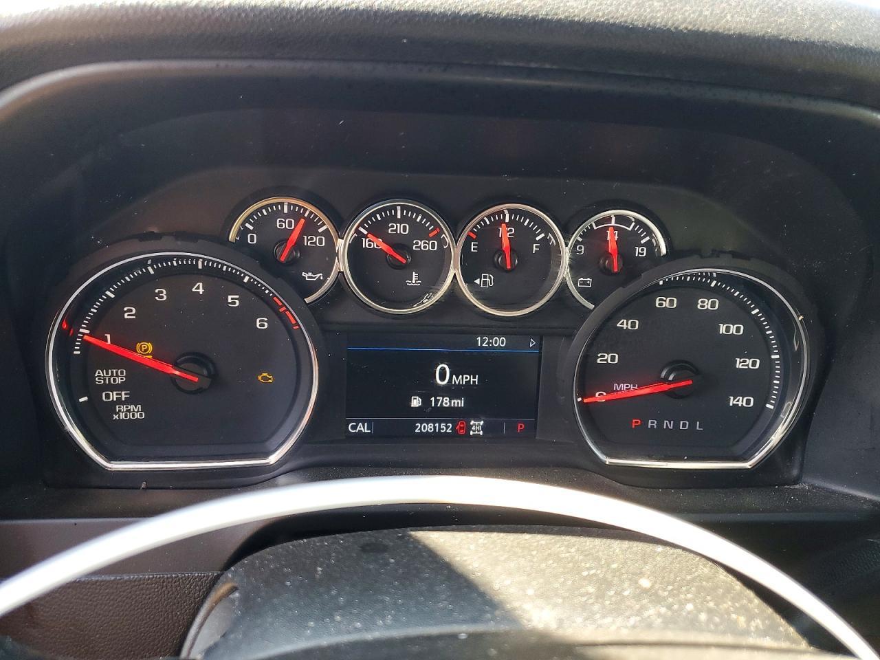 2020 Chevrolet Silverado K1500 Lt - zdjęcie 9