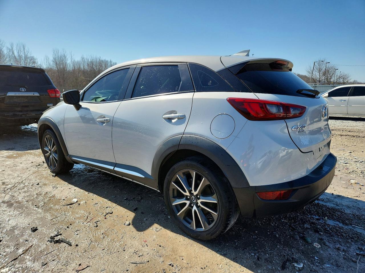 2016 Mazda Cx-3 Grand Touring - zdjęcie 2