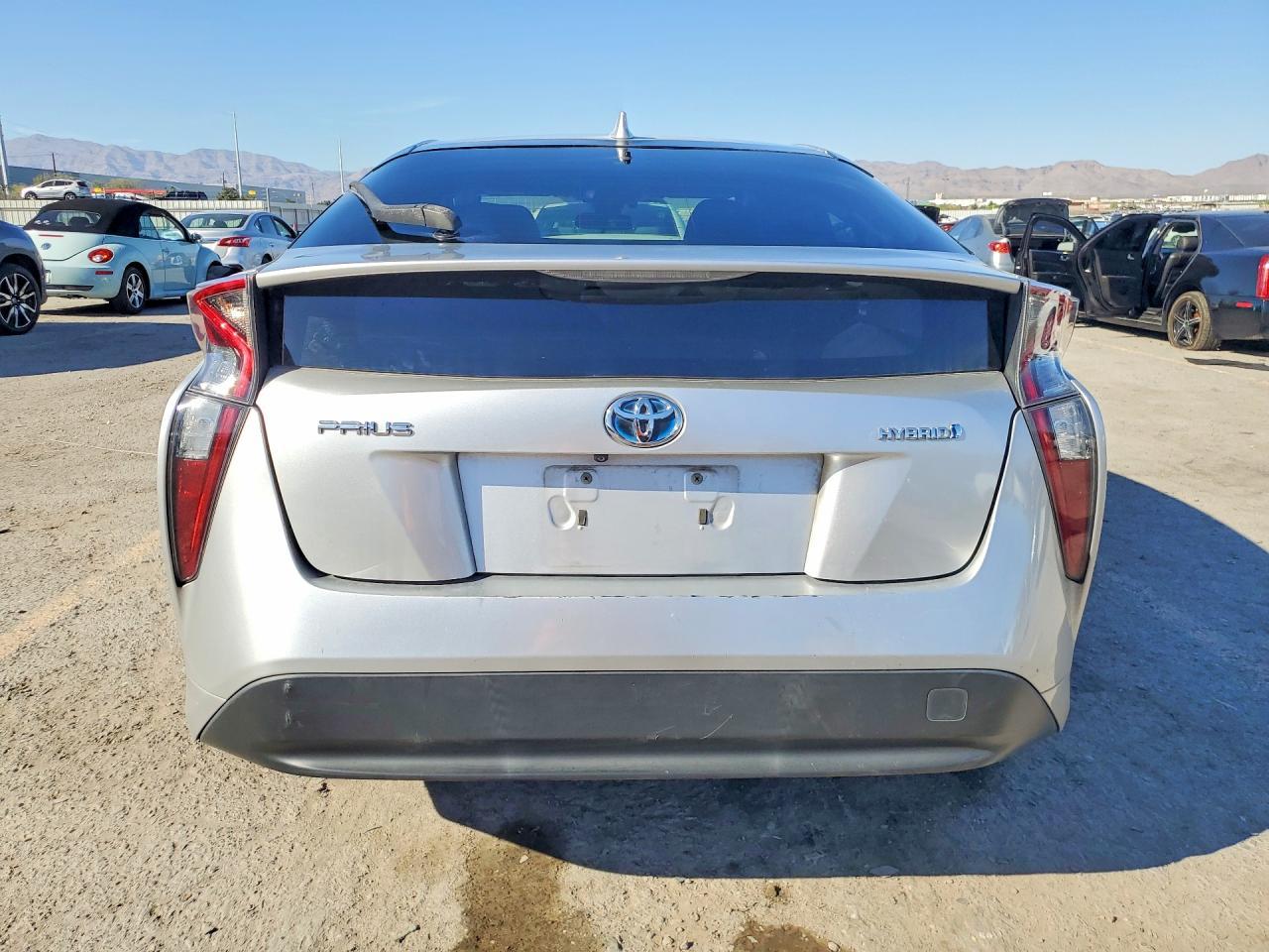 2016 Toyota Prius Three - zdjęcie 6