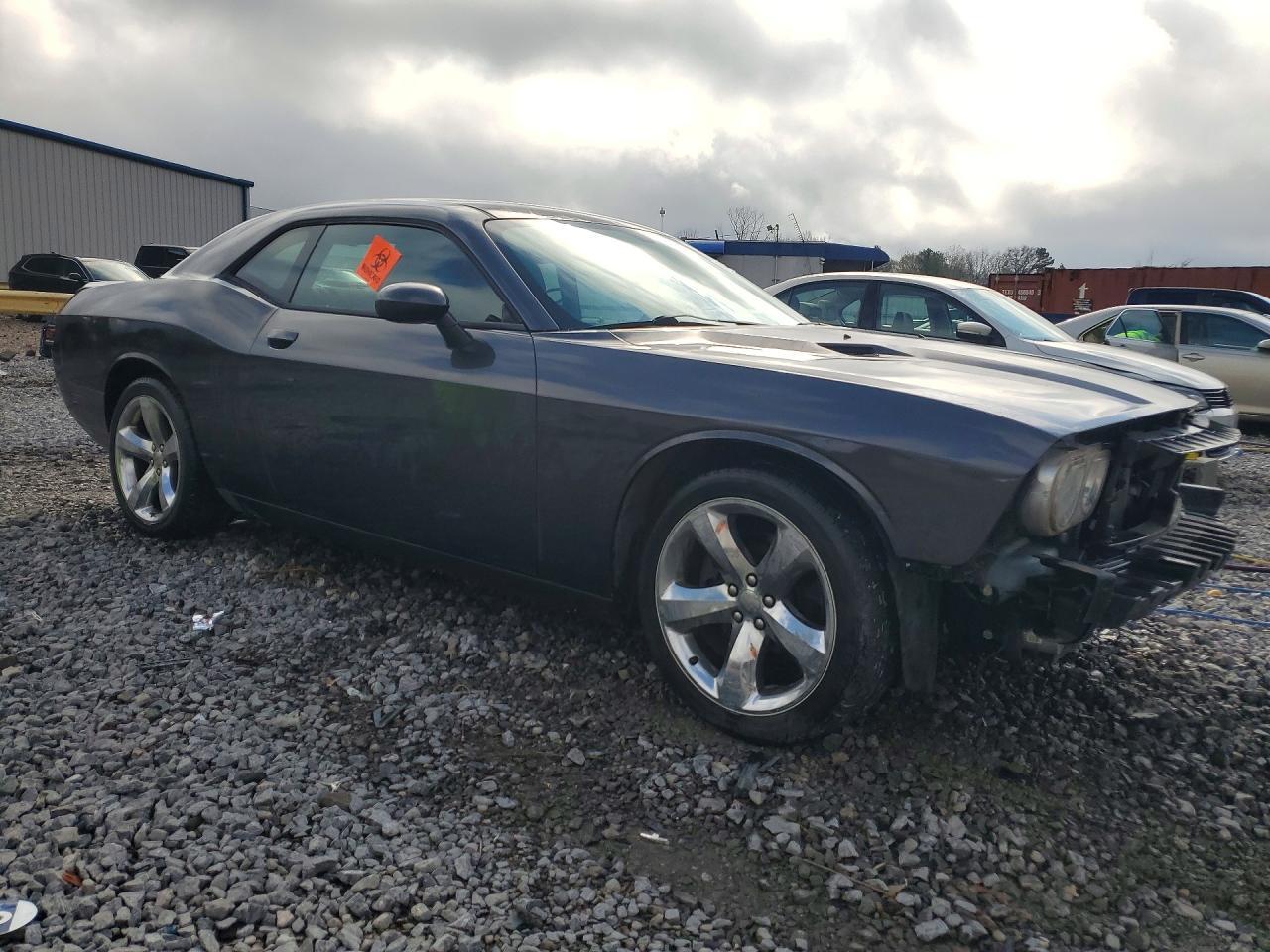 2013 Dodge Challenger Sxt - zdjęcie 4