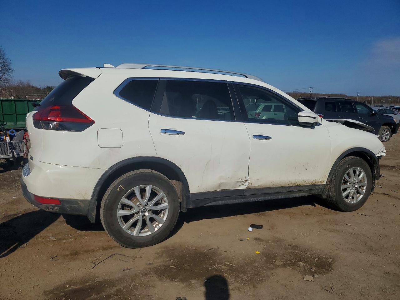 2019 Nissan Rogue S - zdjęcie 3