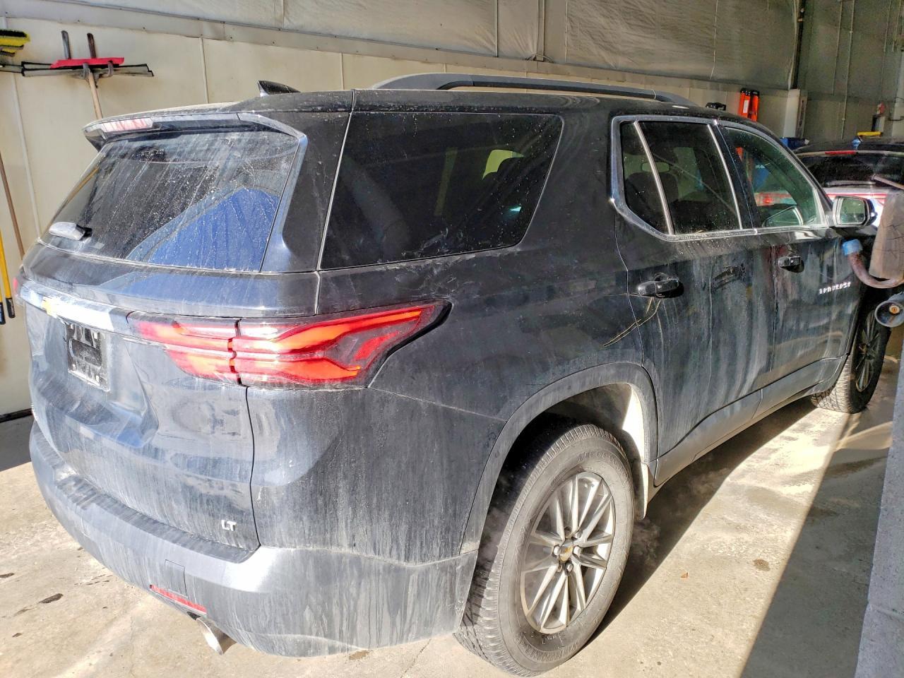 2023 Chevrolet Traverse Lt - zdjęcie 3