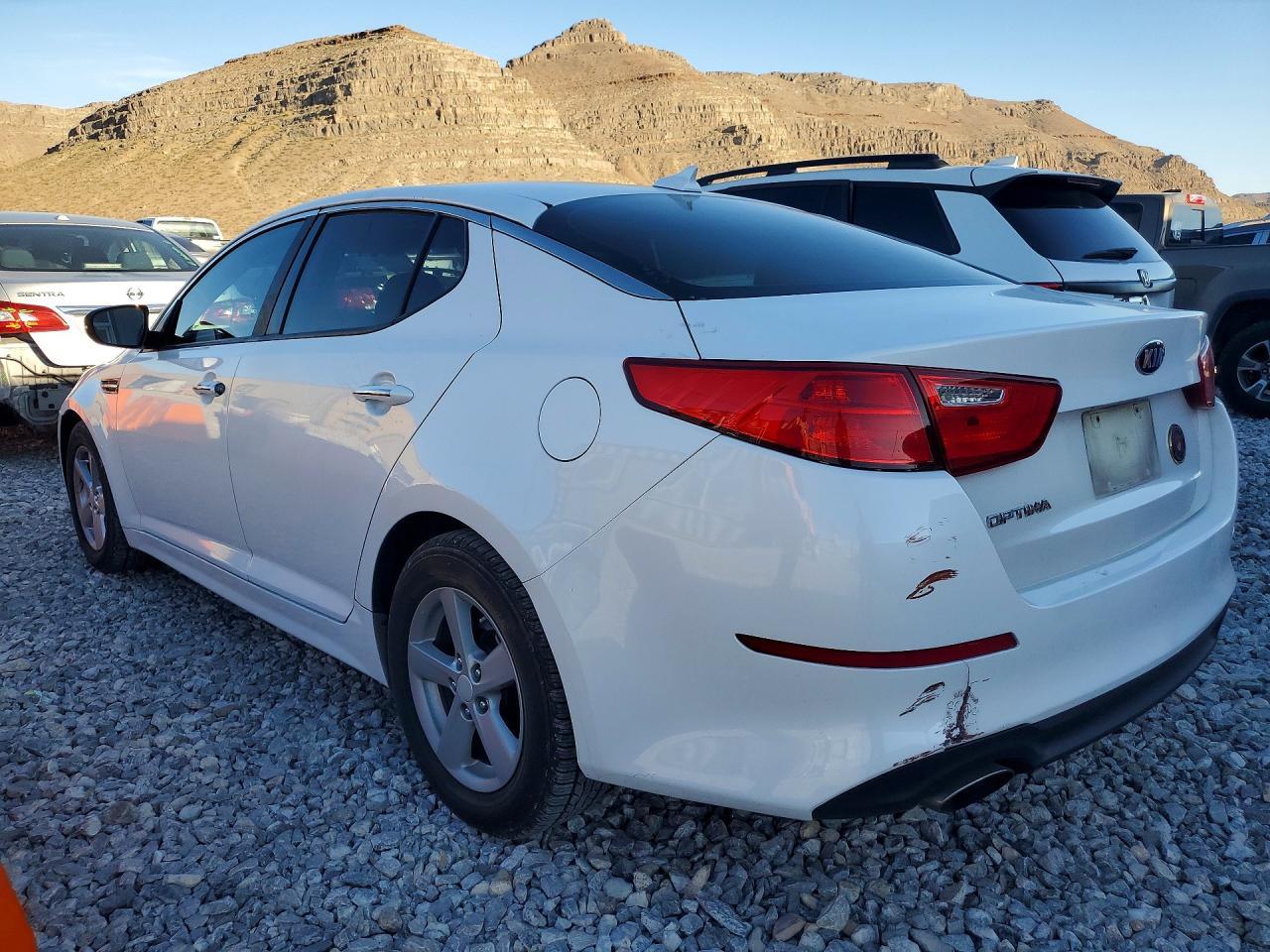 2015 Kia Optima Lx - zdjęcie 2