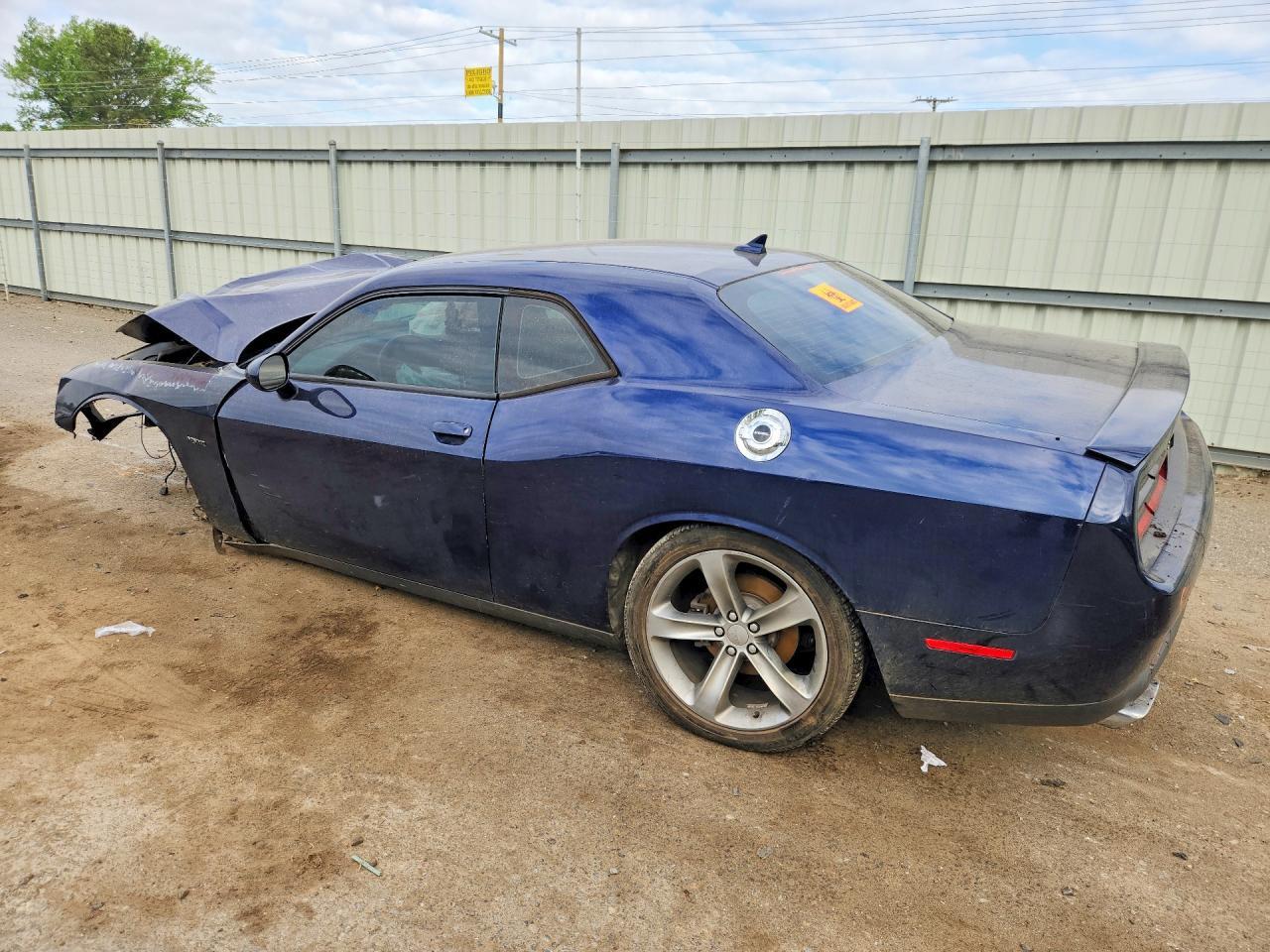 2015 Dodge Challenger Sxt - zdjęcie 2