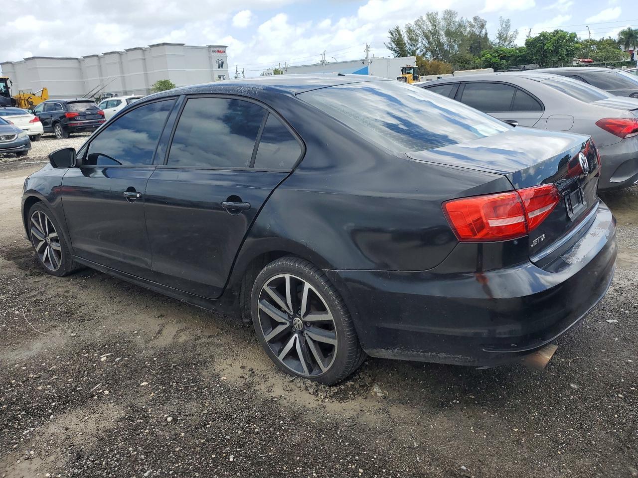 2015 Volkswagen Jetta Base - zdjęcie 2