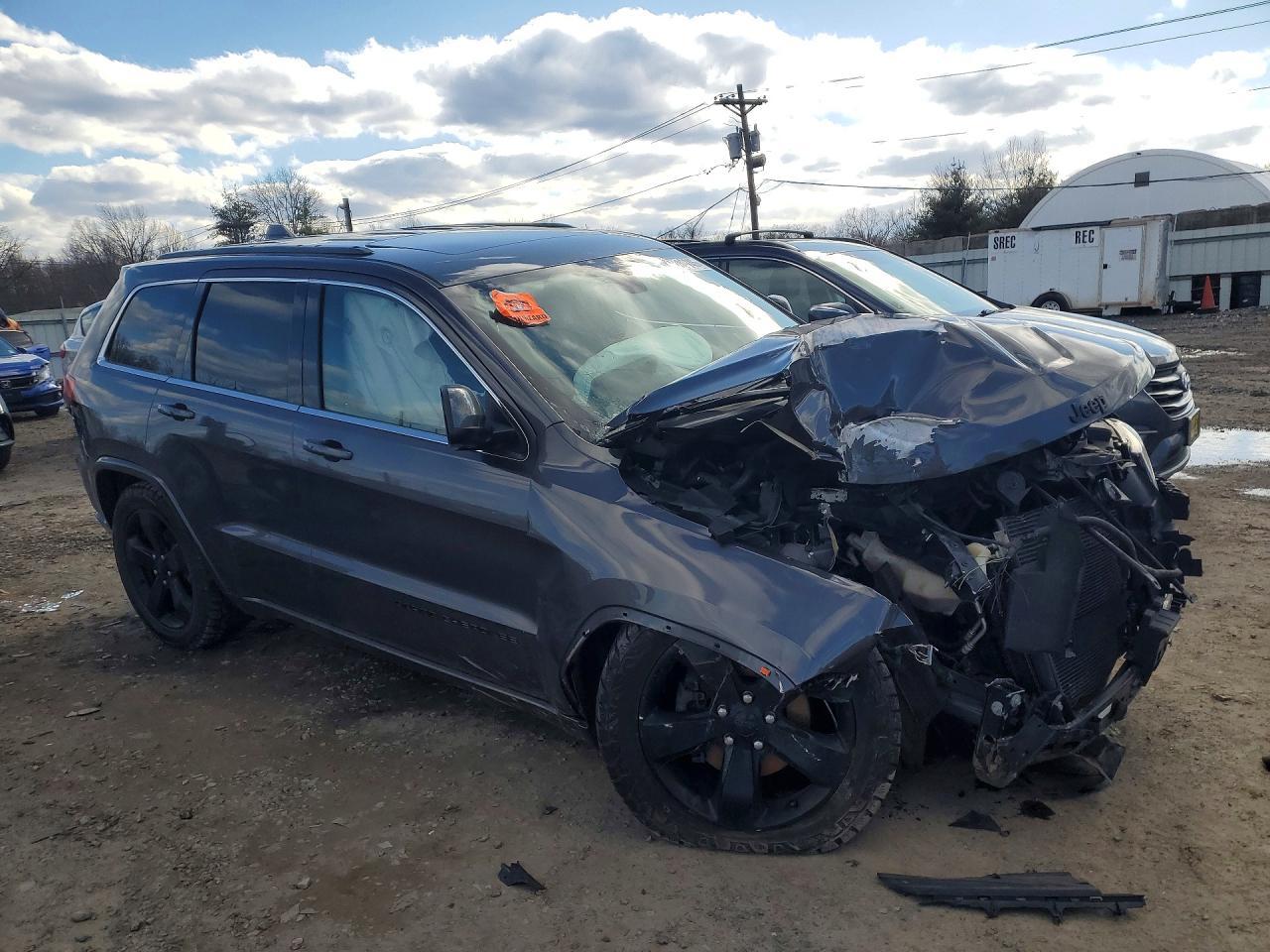 2015 Jeep Grand Cherokee Laredo - zdjęcie 4