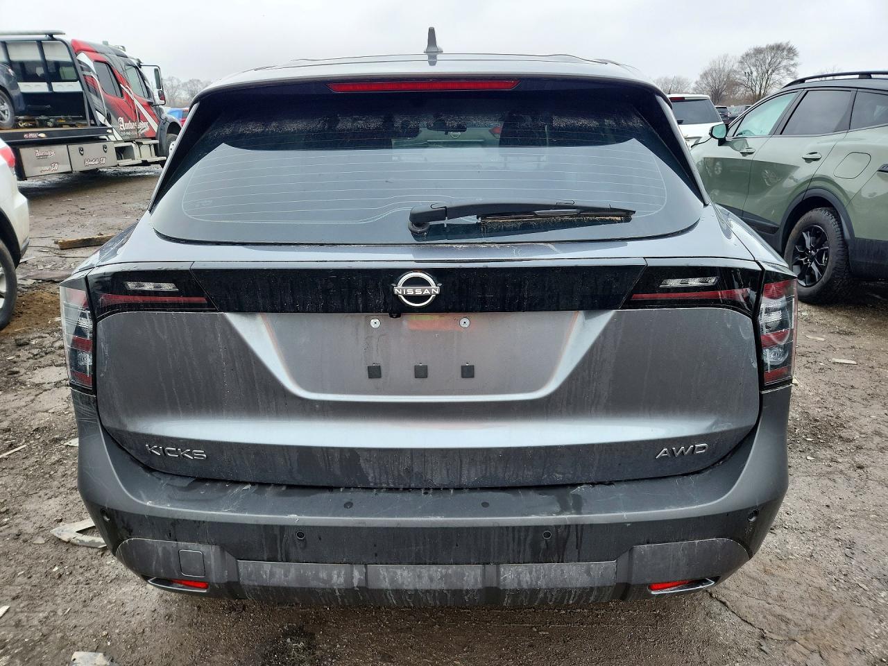 2025 Nissan Kicks S - zdjęcie 6