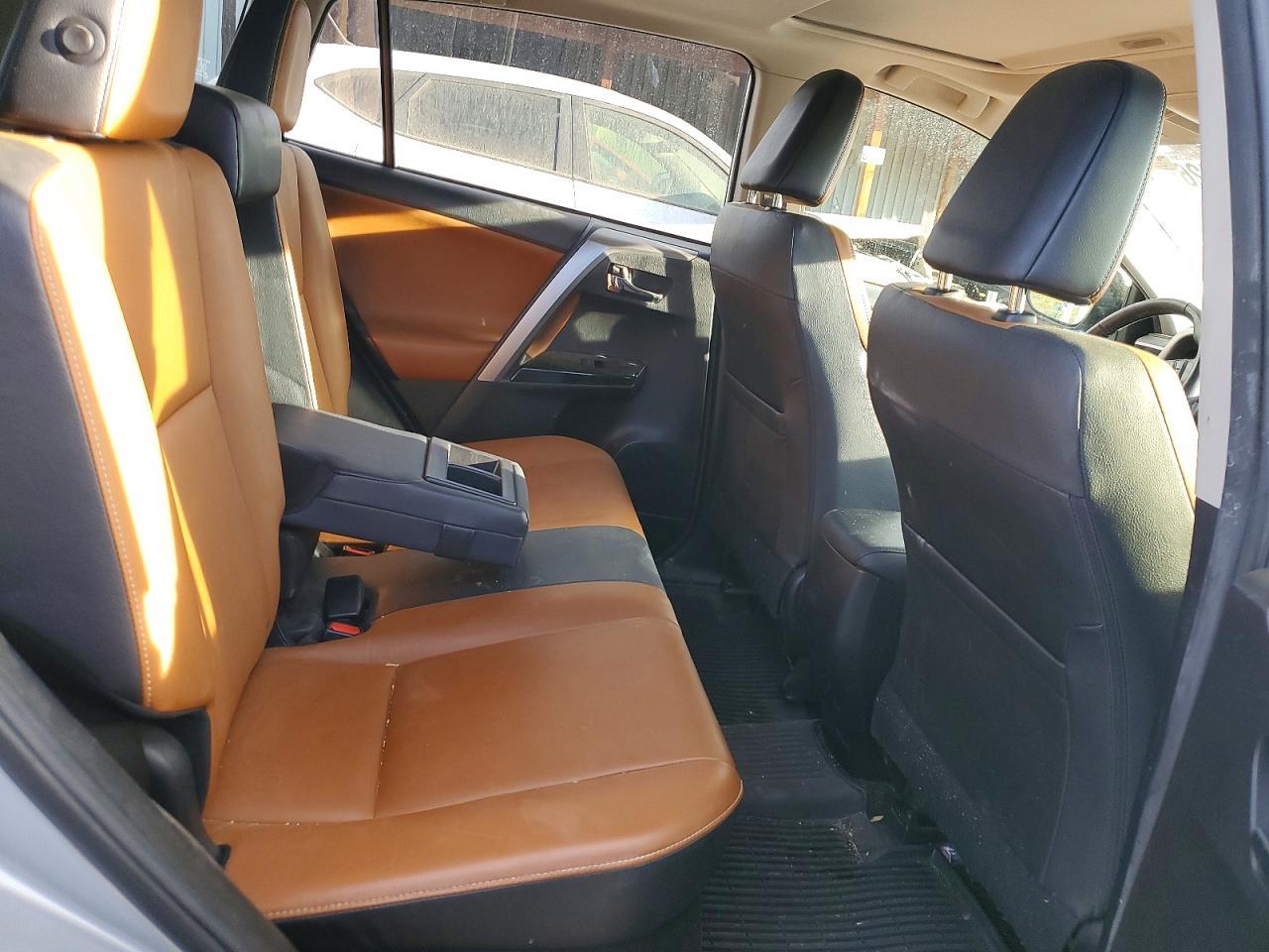 2017 Toyota Rav4 Hybrid Limited - zdjęcie 11