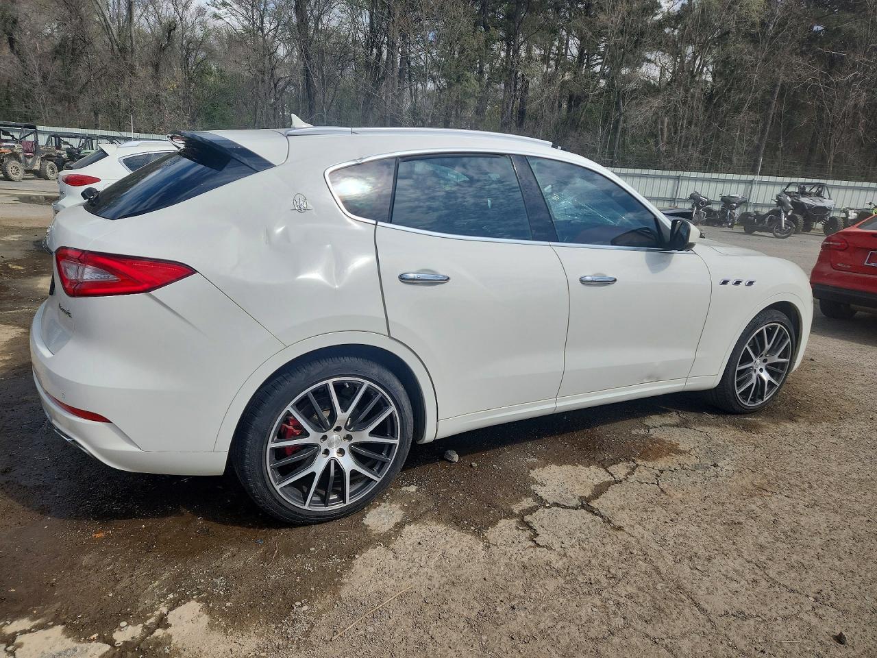 2017 Maserati Levante Luxury - zdjęcie 3