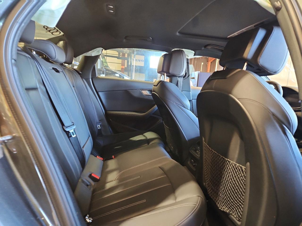 2021 Audi A4 Premium Plus 45 - zdjęcie 10