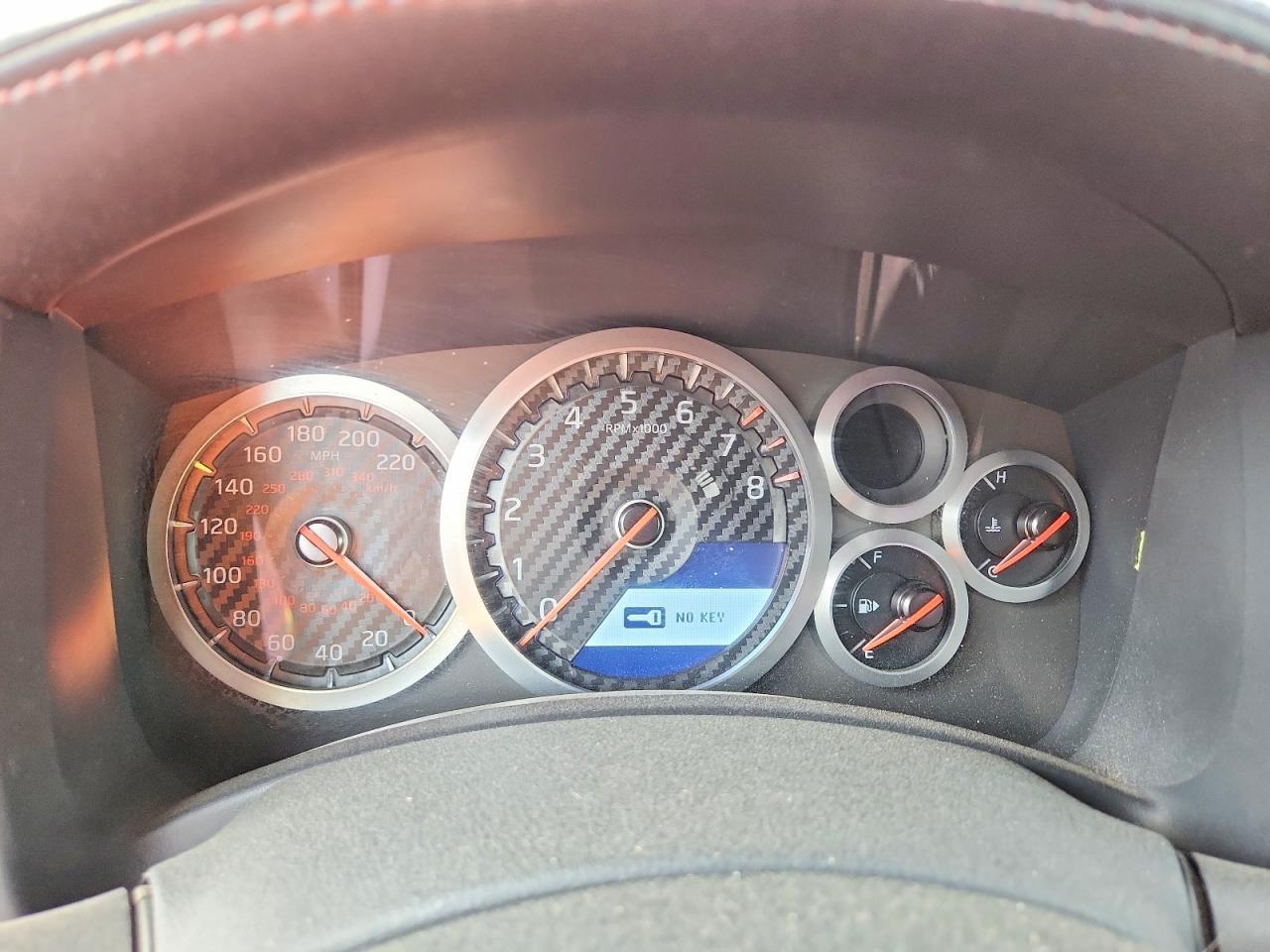 2016 Nissan Gt-R Premium - zdjęcie 9