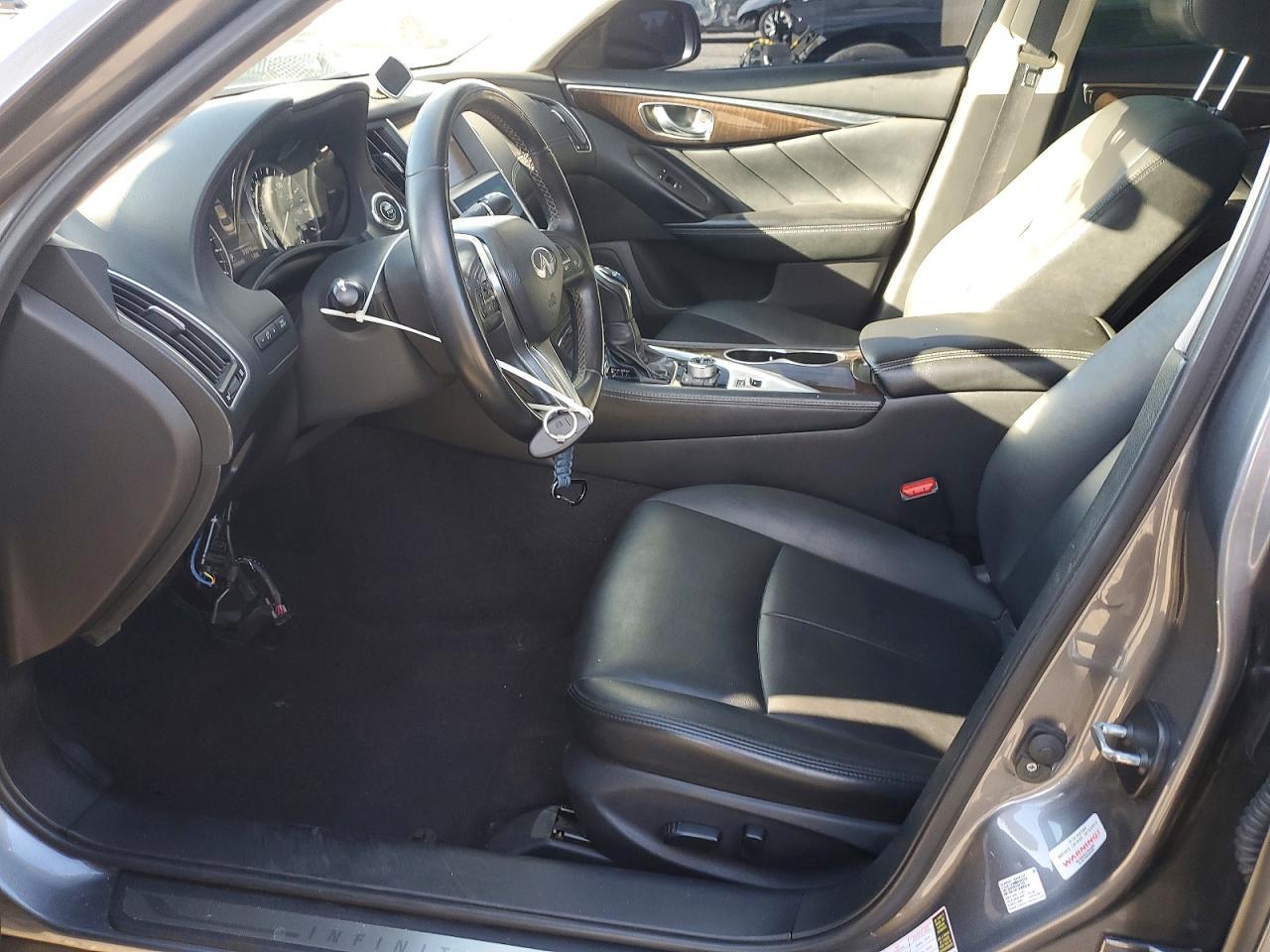 2018 Infiniti Q50 3.0T Luxe - zdjęcie 7