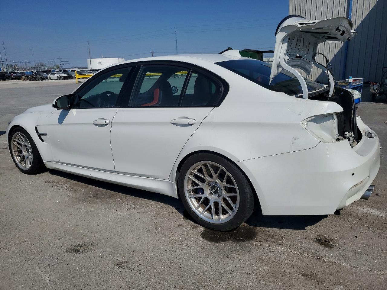 2015 BMW M3 - zdjęcie 2