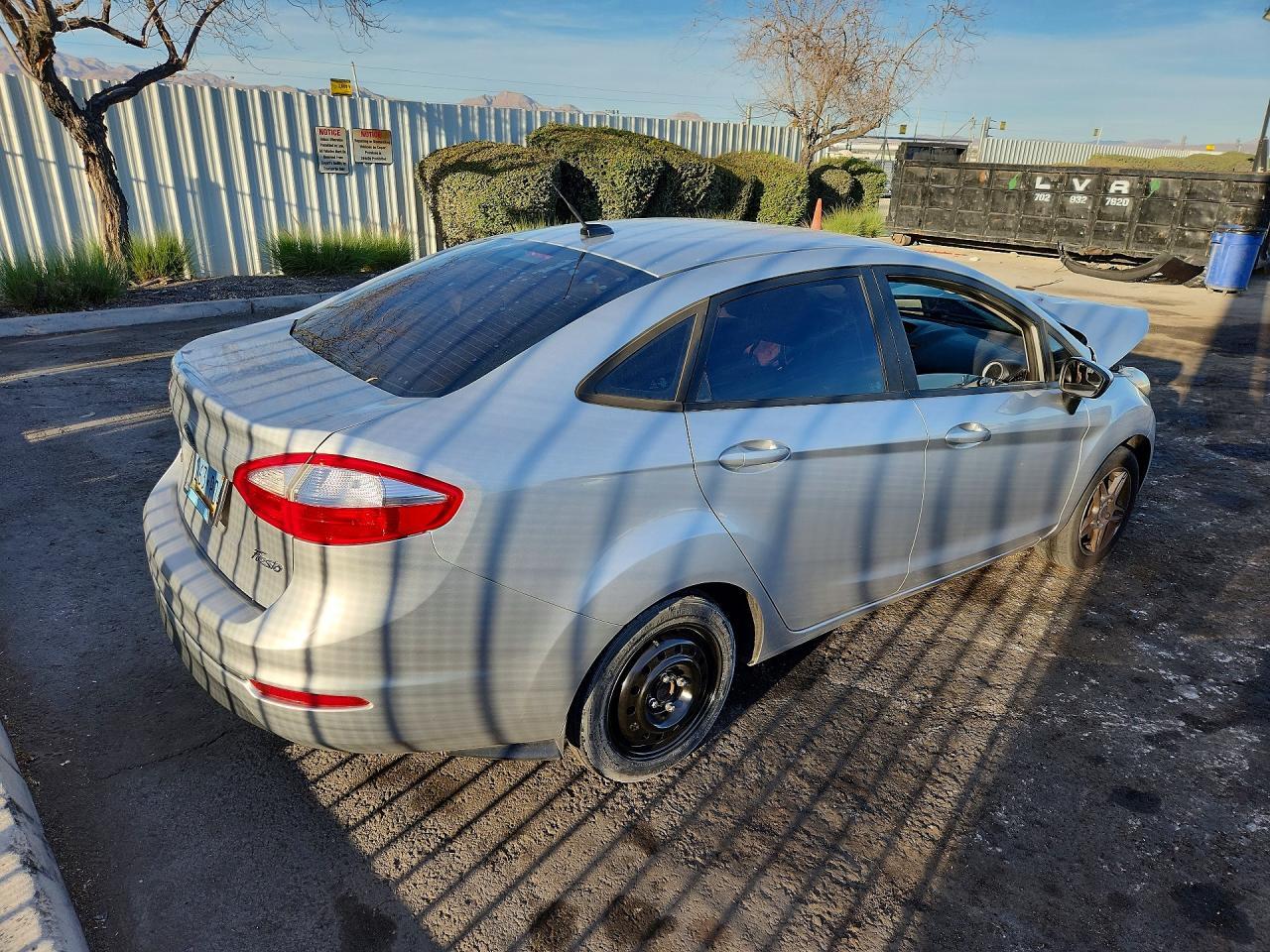 2017 Ford Fiesta Se - zdjęcie 3