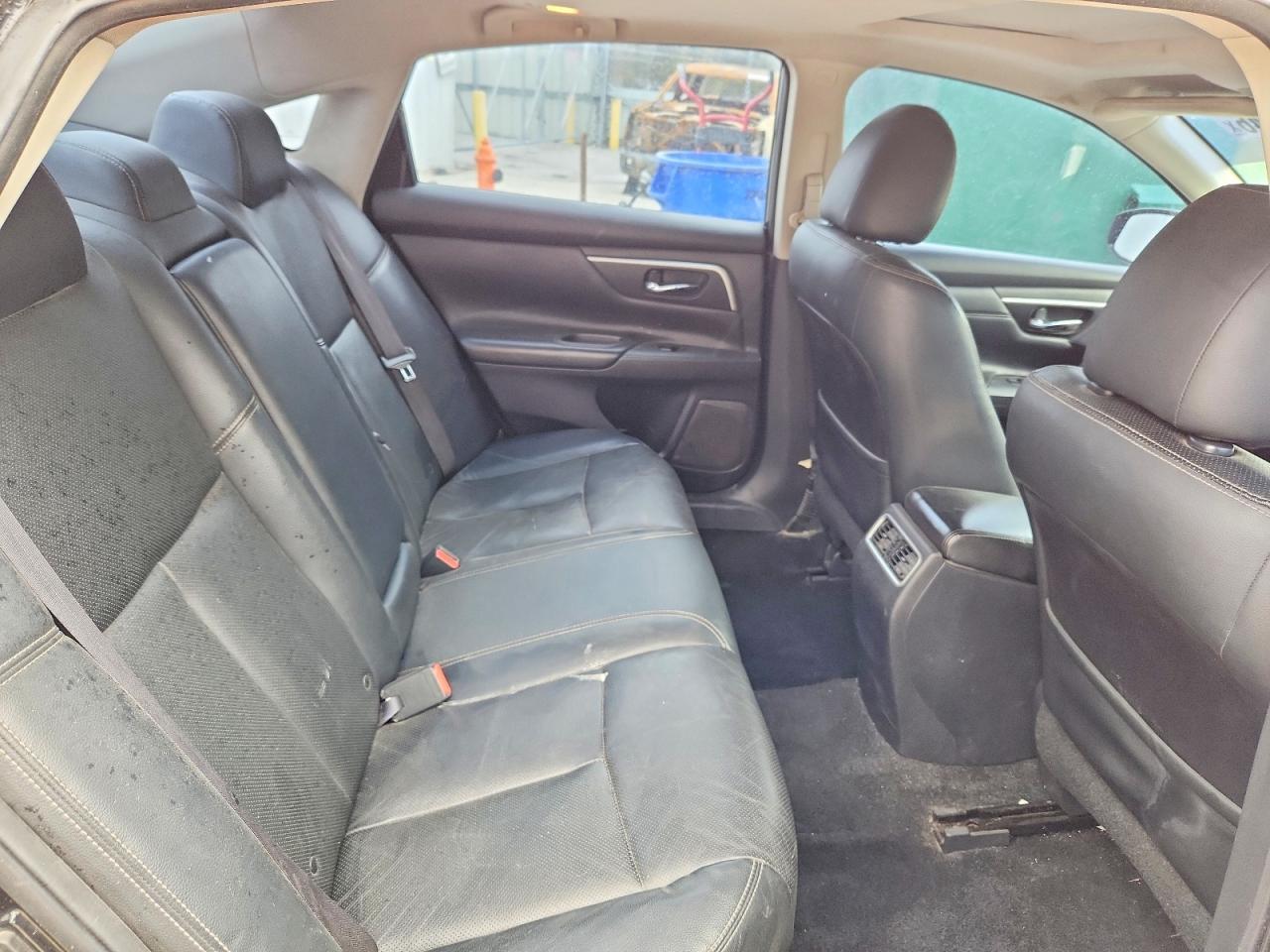 2017 Nissan Altima 2.5 - zdjęcie 10