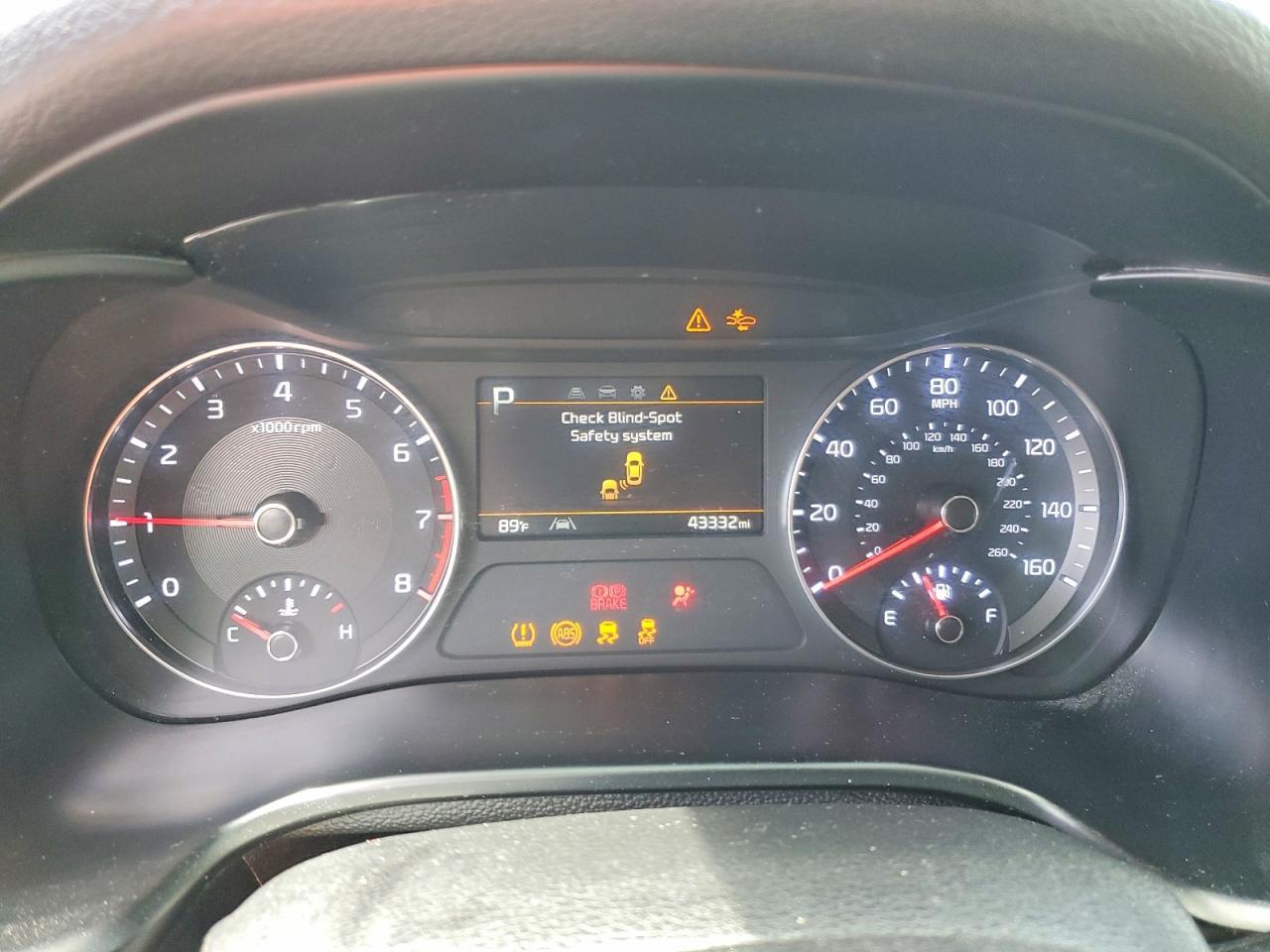 2024 Kia Forte Lxs - zdjęcie 9