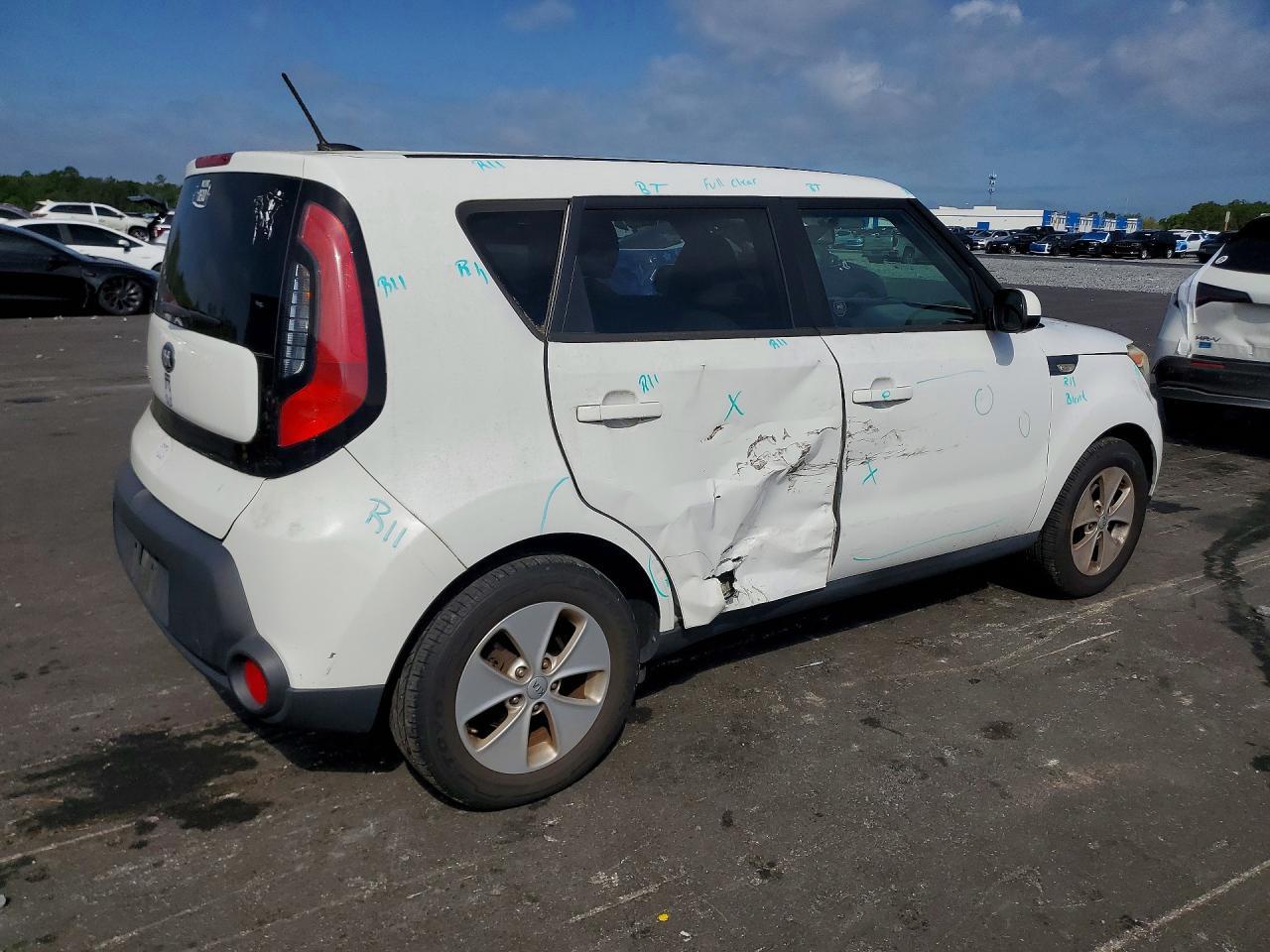 2014 Kia Soul Base - zdjęcie 3