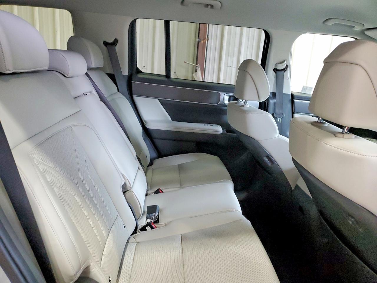 2026 Hyundai Santa Fe Sel - zdjęcie 11