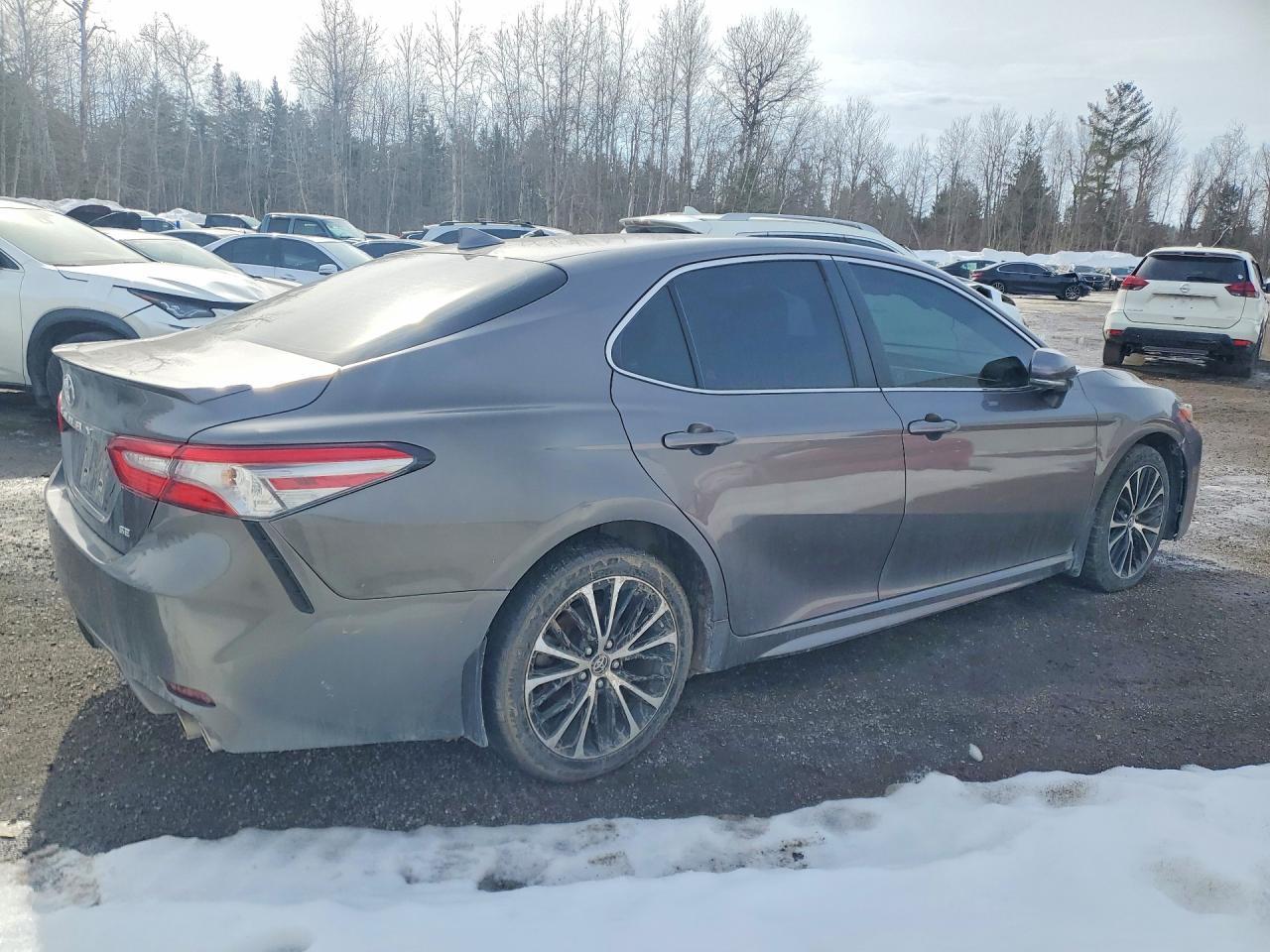 2018 Toyota Camry L - zdjęcie 3