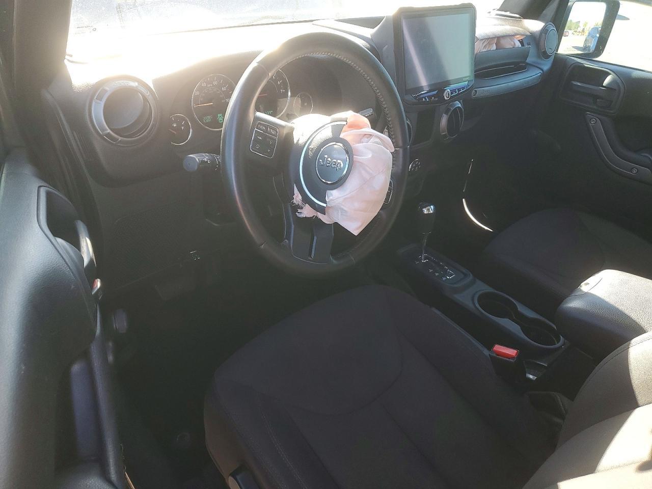 2017 Jeep Wrangler Sport - zdjęcie 8