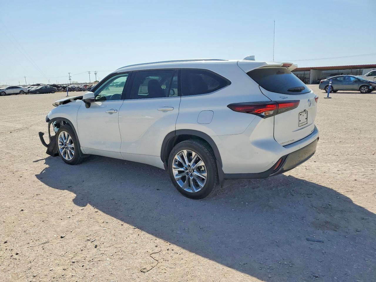 2025 Toyota Highlander Limited - zdjęcie 2