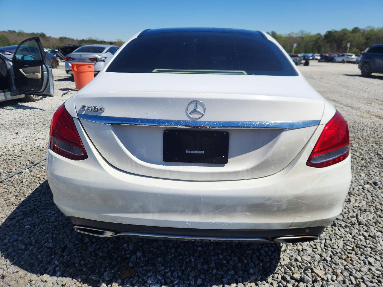 2017 Mercedes-Benz C 300 - zdjęcie 6