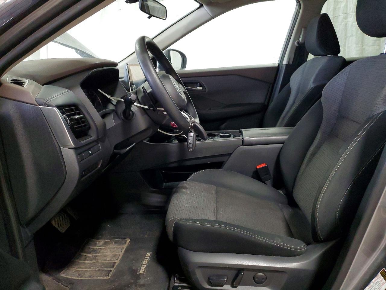 2021 Nissan Rogue Sv - zdjęcie 7