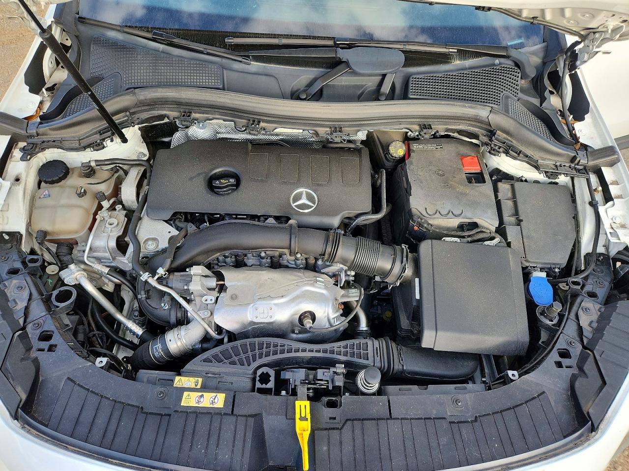 2023 Mercedes-Benz Gla 250 - zdjęcie 12