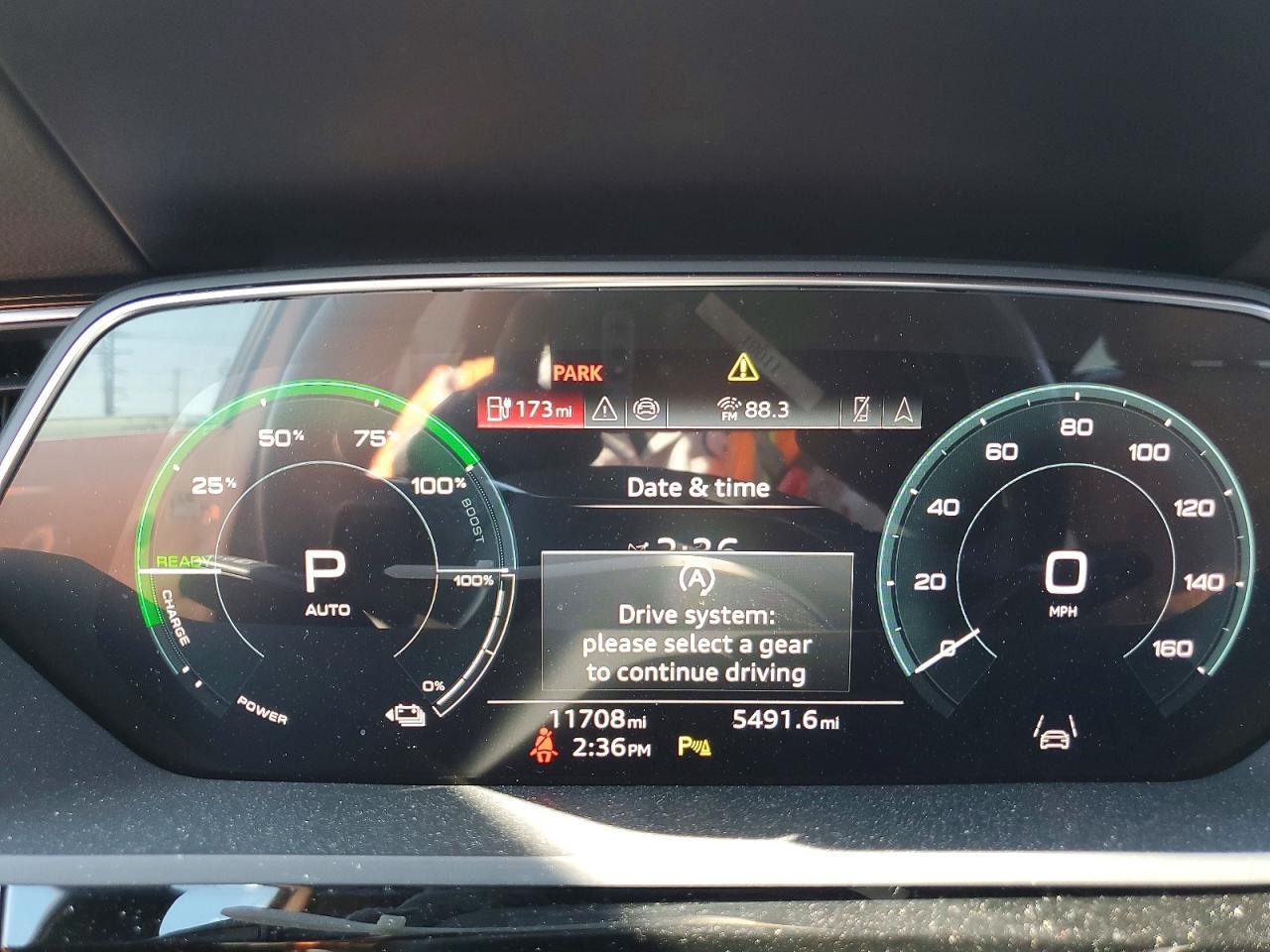 2024 Audi Q8 E-Tron Sportback Premium Plus - zdjęcie 9