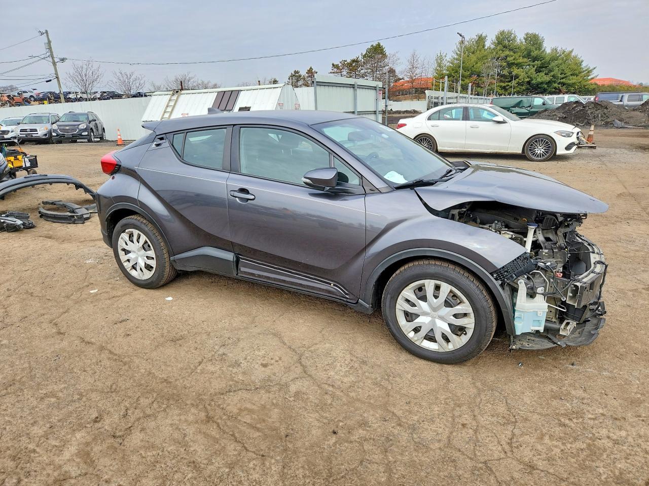 2019 Toyota C-Hr Le - zdjęcie 4