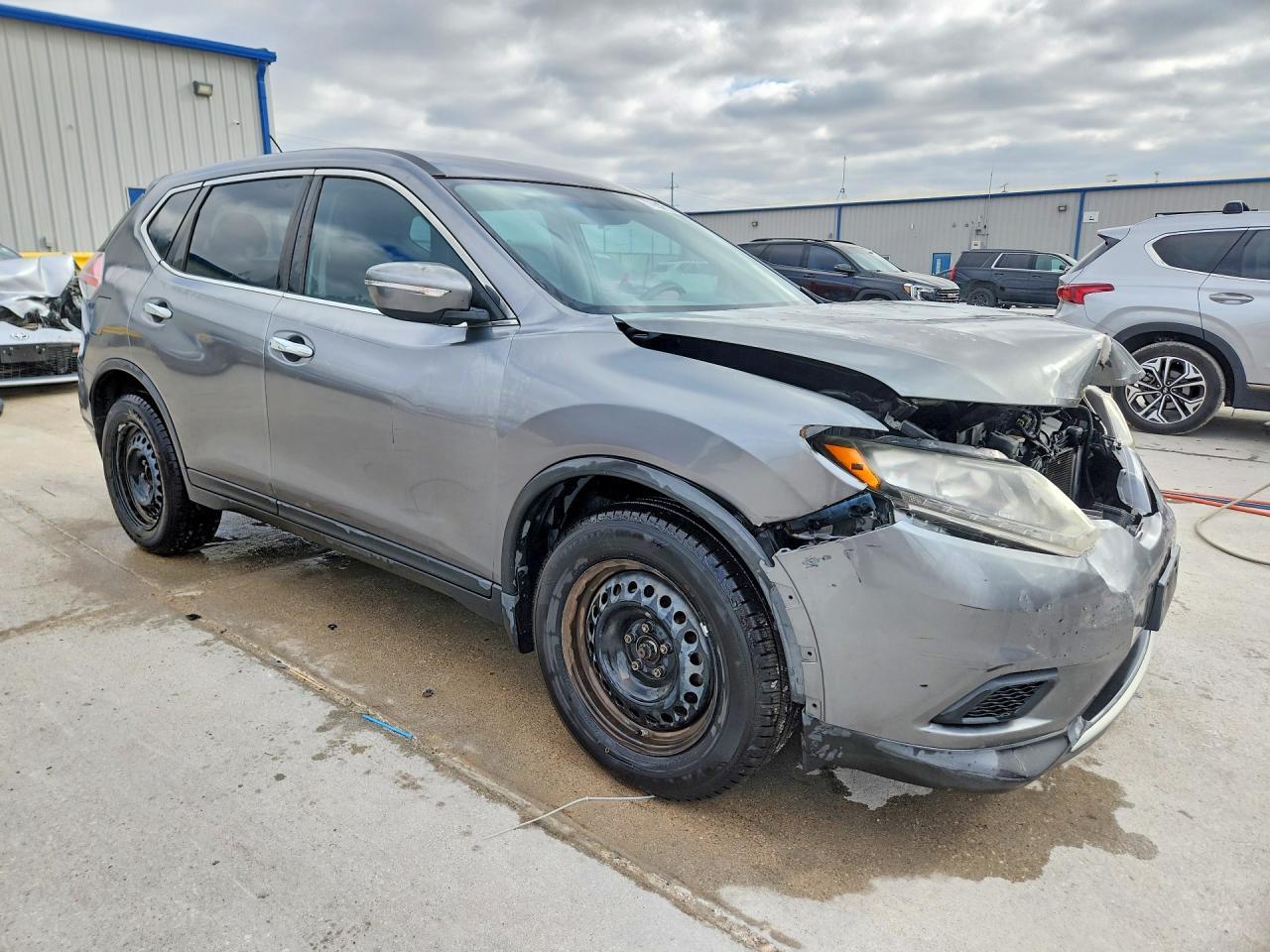2015 Nissan Rogue S - zdjęcie 4