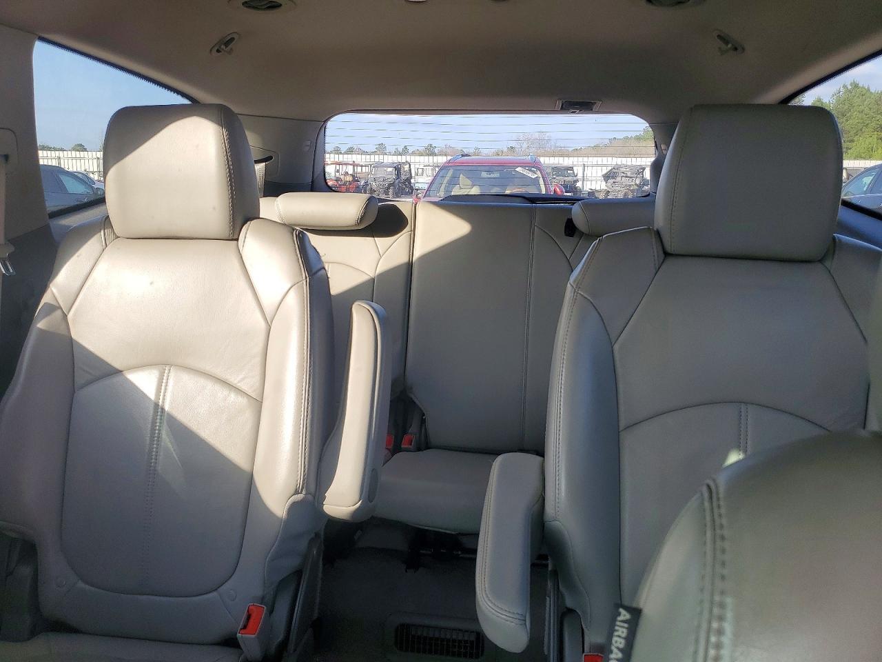 2013 Chevrolet Traverse Lt - zdjęcie 10