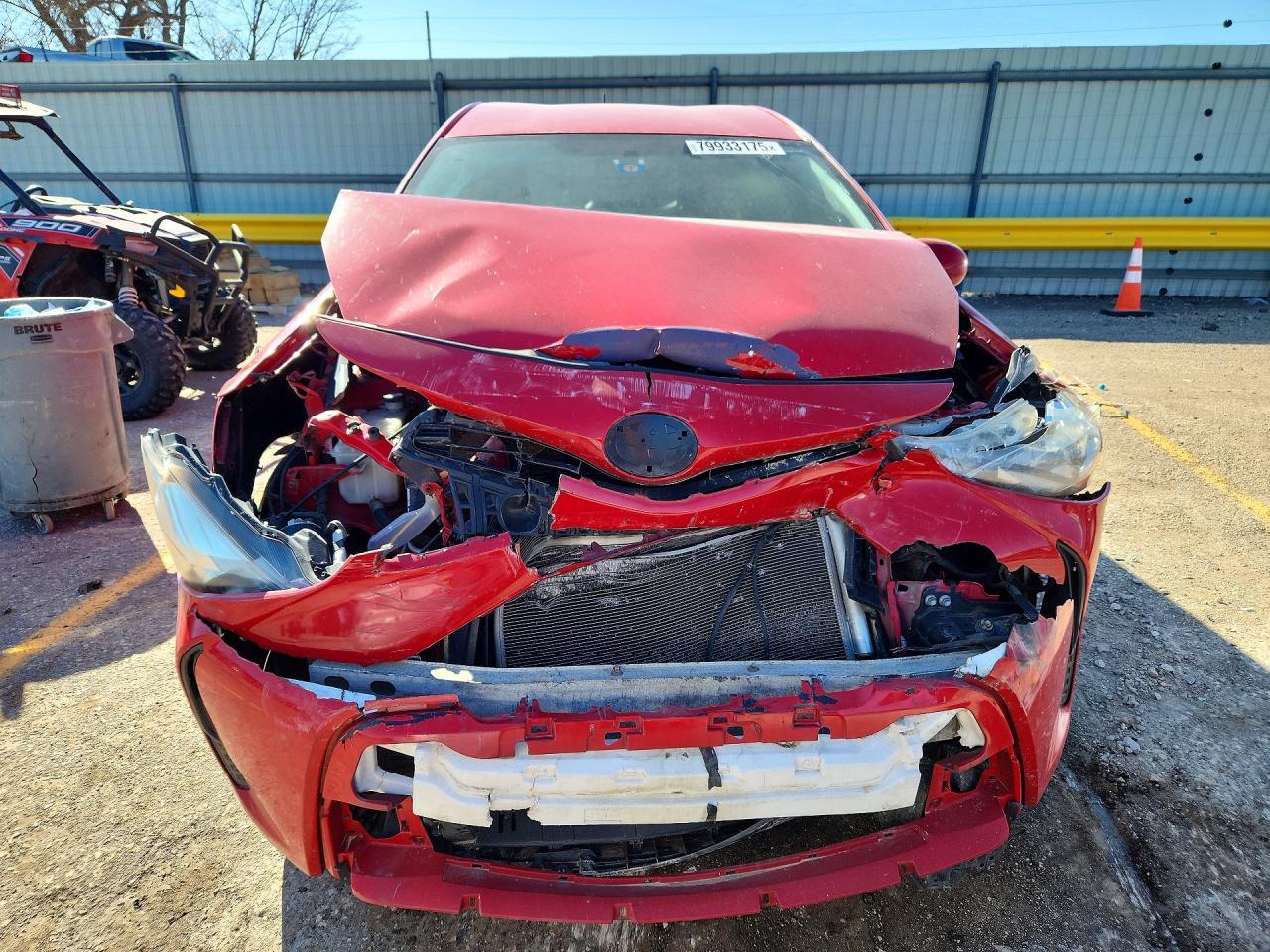 2015 Toyota Prius V Two - zdjęcie 5