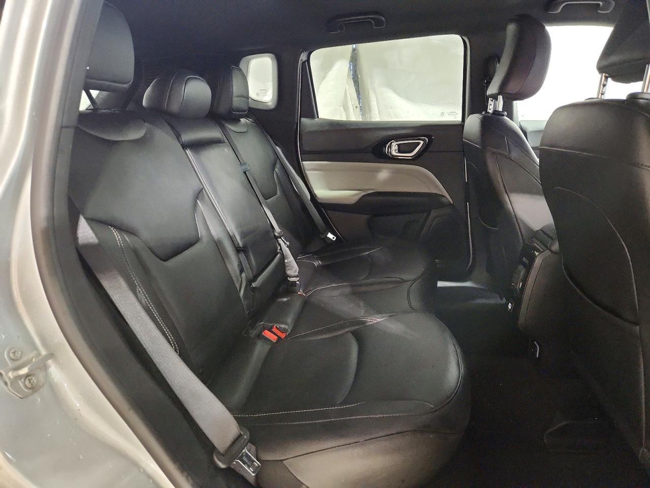 2025 Jeep Compass Limited - zdjęcie 11