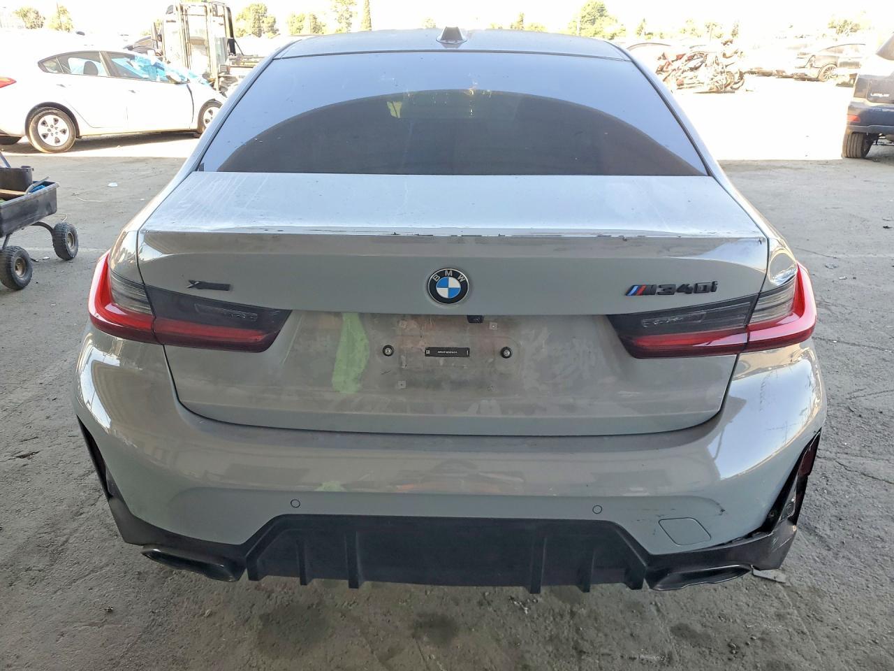2025 BMW M340Xi - zdjęcie 6