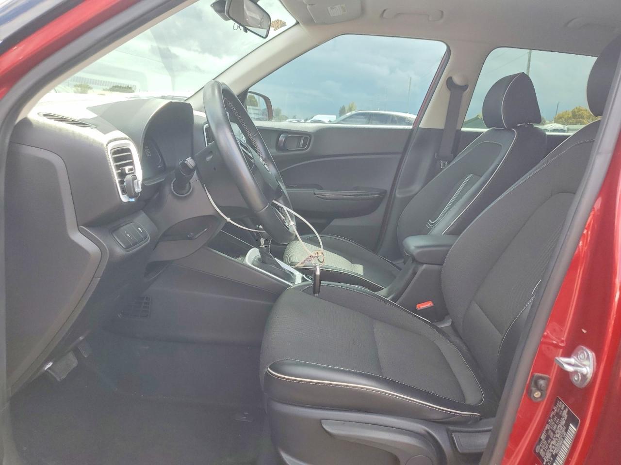 2023 Hyundai Venue Limited - zdjęcie 7