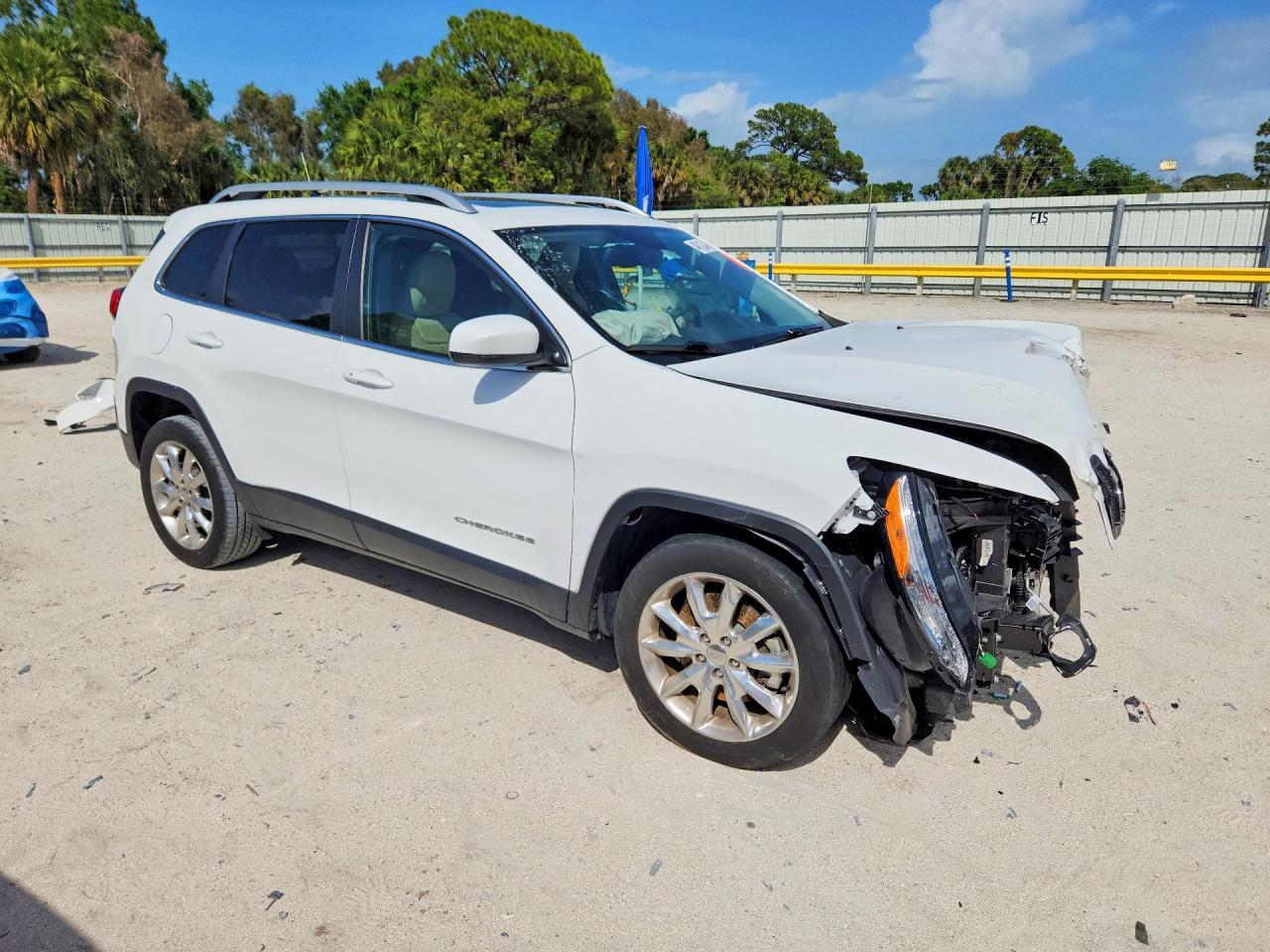 2017 Jeep Cherokee Limited - zdjęcie 4