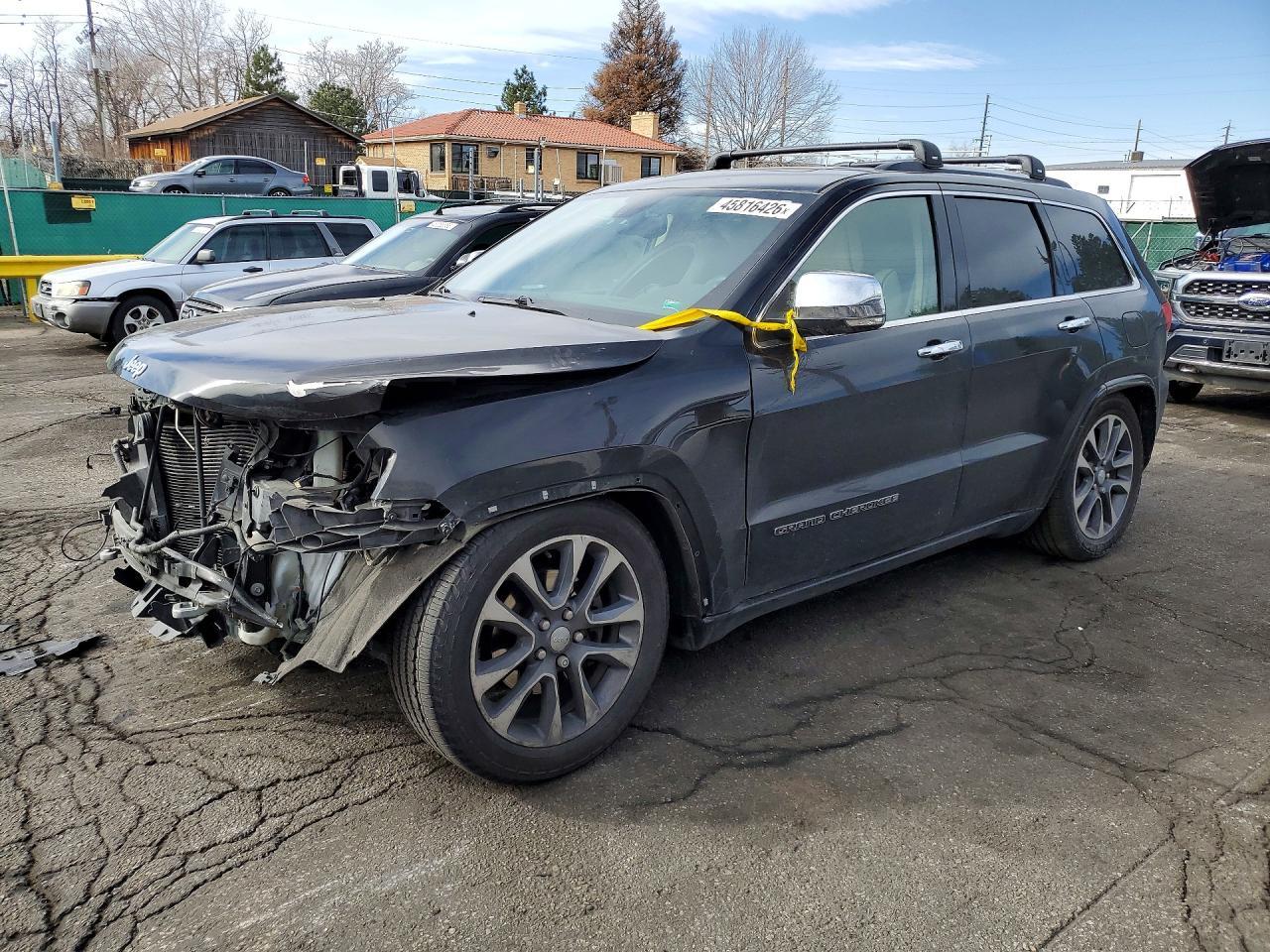 2017 Jeep Grand Cherokee Overland - zdjęcie główne